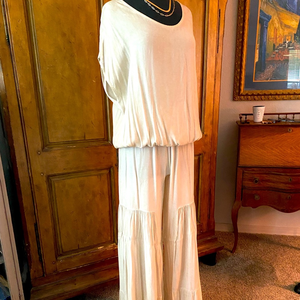 NWT made in Italy Suzy D London 2 pc Fabulous